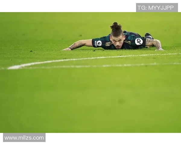 杭州足球队的灵活性揭秘:如何在赛场上展现出色的战术应变能力 杭州足球队的灵活性揭秘:如何在赛场上展现出色的战术应变能力